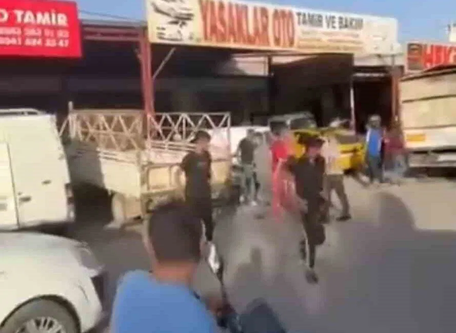 Mardin Kızıltepe Oto Sanayi Sitesinde Levyeli Kavga Hasan Temel Hayatını Kaybetti